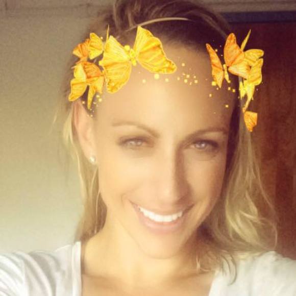 Profile Picture of Julie Wallack (@juliewallack) on Poshmark