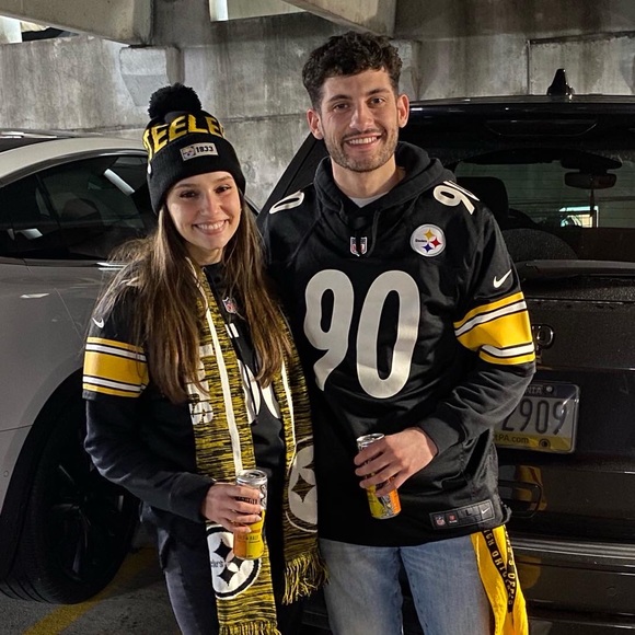 Profile Picture of Kyle Brockmann (@kylebrockmann) on Poshmark