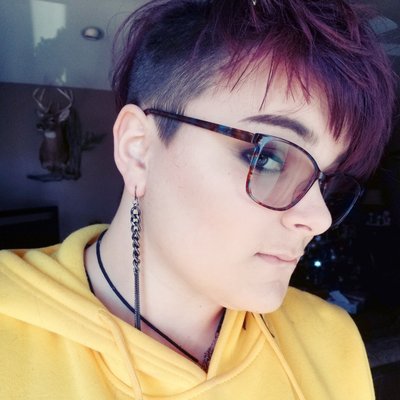 Profile Picture of Jessica Miklos (@miklos_jessica) on Twitter
