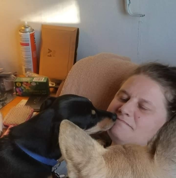 Profile Picture of Julia Hanish (@juliahanish1971) on Poshmark