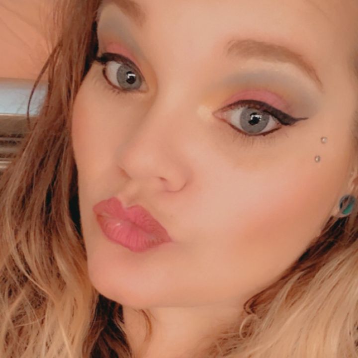 Profile Picture of Mandy Hudson (@@mandyhudson6) on Tiktok