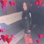 Profile Picture of Jasmine Witdadimples Dunbar (@chocobeauty38) on Instagram