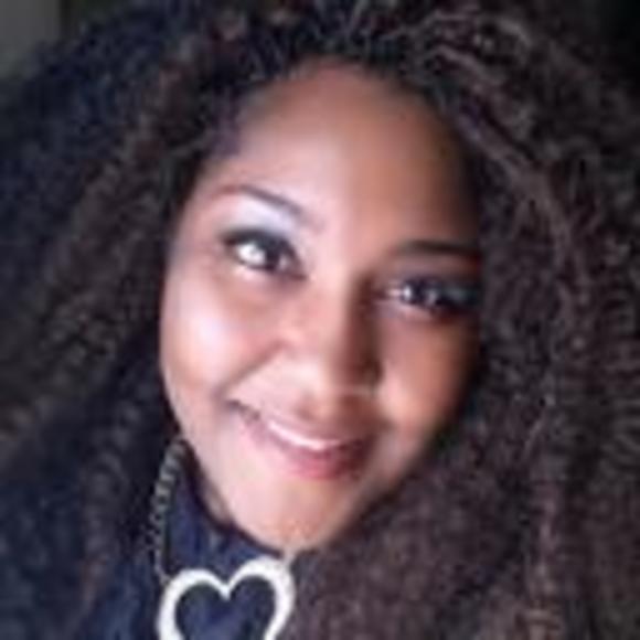 Profile Picture of Marilyn Gibson (@marilyngibson8) on Poshmark