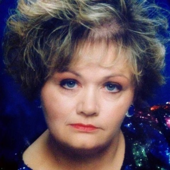 Profile Picture of Joyce Blacken (@joyceblacken) on Poshmark