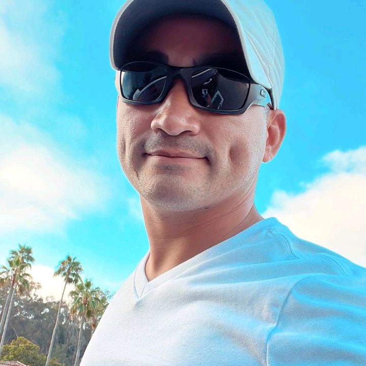 Profile Picture of Ramos Bliss (@ramosbliss57) on Tiktok