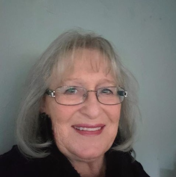 Profile Picture of Bonnie Gable (@bonniegable28) on Poshmark