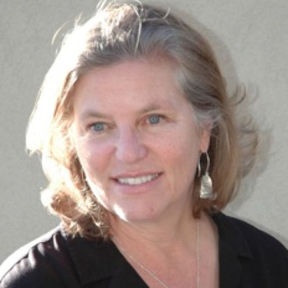 Profile Picture of Ann Mordecai (@mordecai1) on Poshmark