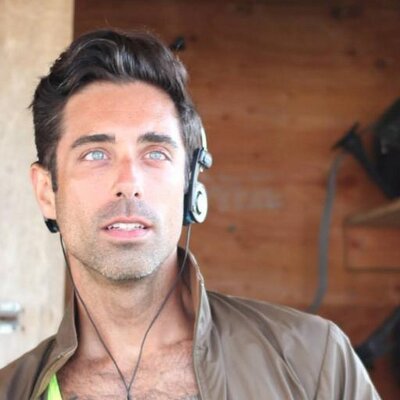 Profile Picture of Robert Maril (@DJExecuRealness) on Twitter