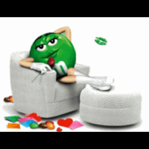 Karrie Cordie - Poshmark Profile Picture of Karrie Cordie (@lildoll48) on Poshmark