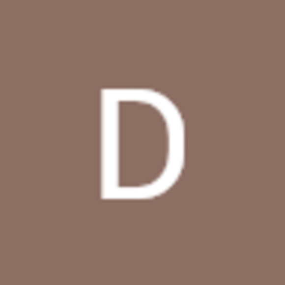 Profile Picture of Deborah Locklear (@deborahlockl131) on Poshmark