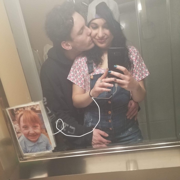 Profile Picture of David Bello (@dcbellos) on Poshmark