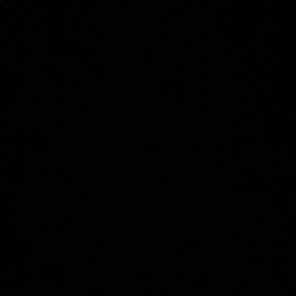 Profile Picture of Mia Carriger (@miamia2186) on Poshmark