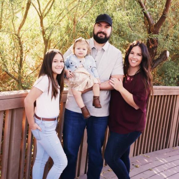 Profile Picture of Colleen Linnenkamp (@linnenkamp) on Poshmark