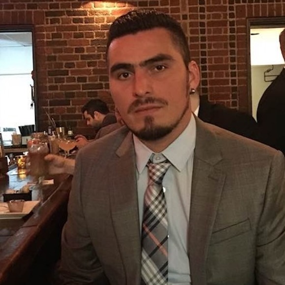 Profile Picture of Mario Ortiz (@marioortiz361) on Poshmark