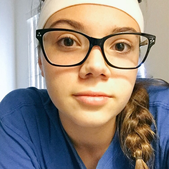 Profile Picture of Brooke Habijanac (@brookehab1) on Poshmark