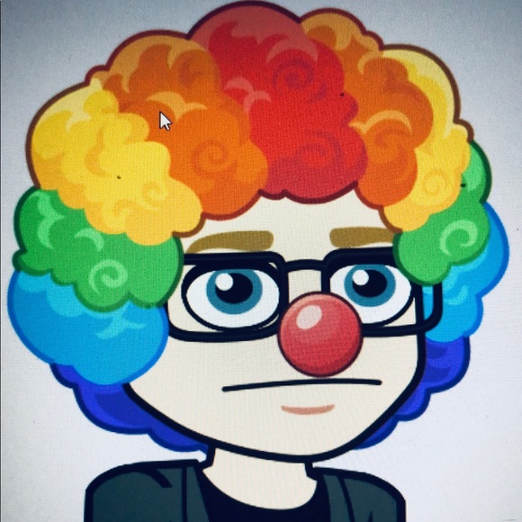 Profile Picture of Chris Holub (@cwholub) on Poshmark