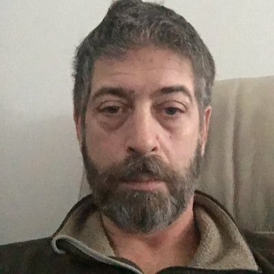 Profile Picture of Mark E Lesniak (@MarkELesniak1) on Twitter