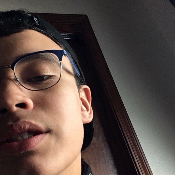 Profile Picture of Jeremiah Arroyo (@bigj2354) on Poshmark