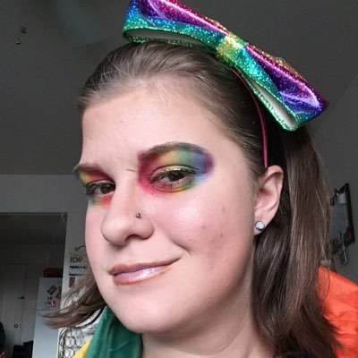 Profile Picture of Michelle Echlin (@neo_mikiki) on Twitter