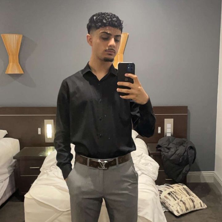 Profile Picture of Mark (@markseliim) on Tiktok