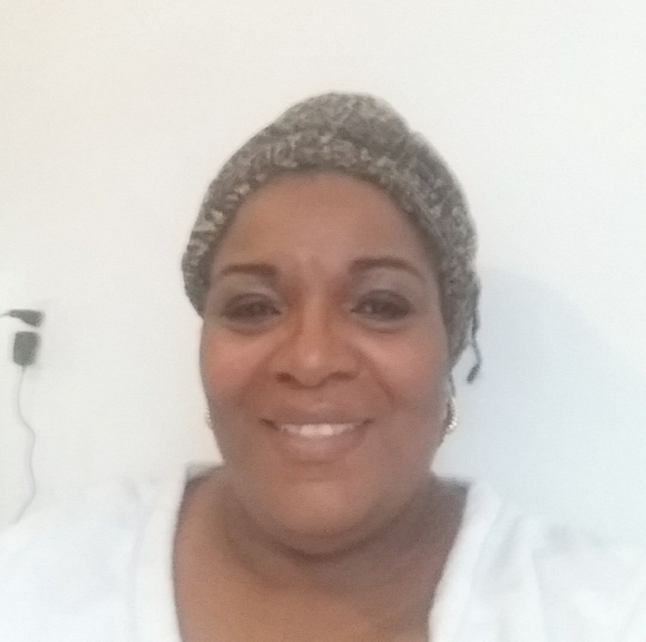 Profile Picture of Wandera Hardeman (@wanderagray) on Poshmark