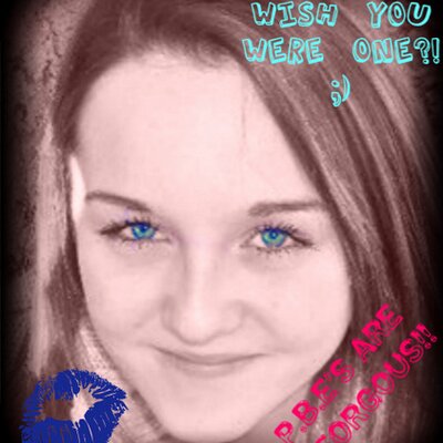 Profile Picture of Tori Lyn Crain (@ToriLynCrain) on Twitter