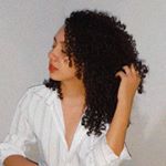 Profile Picture of 》  IRIS  《 (@irisferreira1987) on Instagram