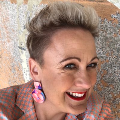 Profile Picture of Amy Scott (@amyscotttweets) on Twitter