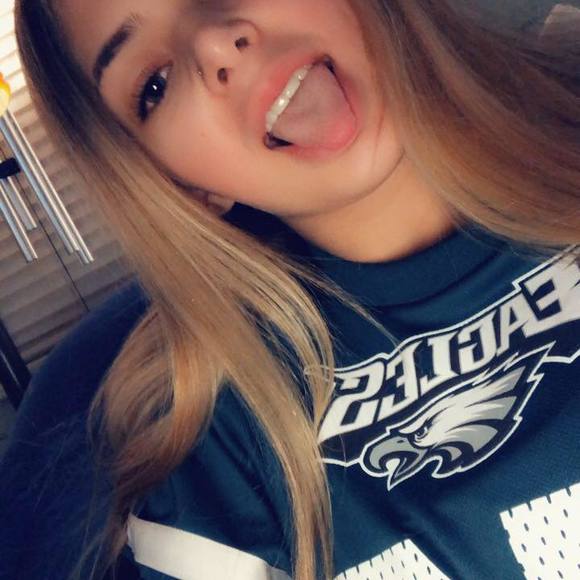 Profile Picture of Ashley Vanbilliard (@ashley13vb) on Poshmark