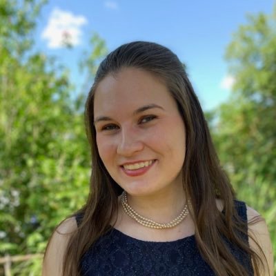 Profile Picture of Cassandra Hamm (@casshammwrites) on Twitter