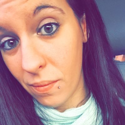 Profile Picture of TËRÏ ŁËE (@QueenxxJetta) on Twitter