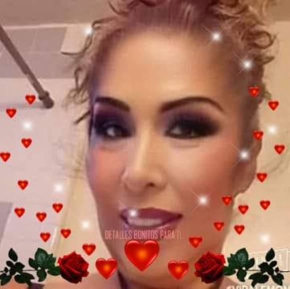 Profile Picture of Cristina Malpica (@cristinaoso457) on Poshmark