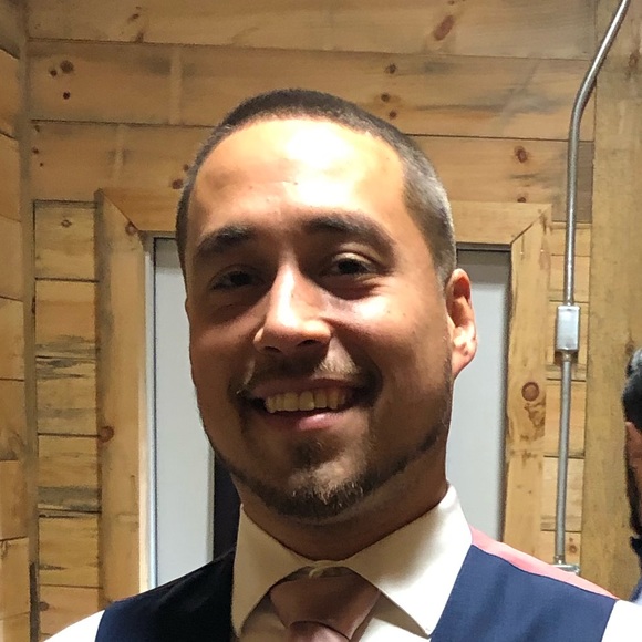 Profile Picture of Carl Sanchez (@sanch1ca) on Poshmark