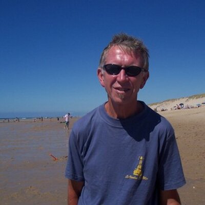 Profile Picture of Sandy Wallace (@runnersandy) on Twitter