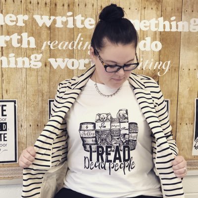 Profile Picture of Mrs. Schue (@MrsSchue) on Twitter