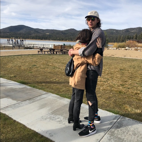 Profile Picture of Charles Cantrell (@chawws) on Poshmark