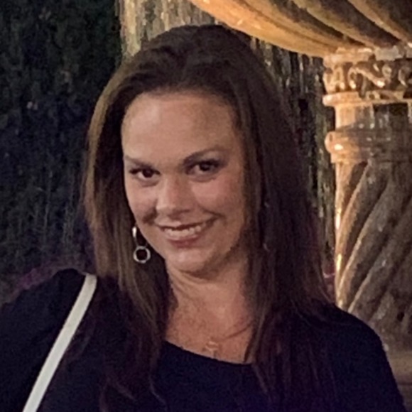 Profile Picture of Jamie Pressnall (@jpressnall) on Poshmark