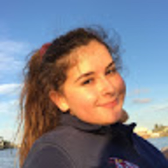 Profile Picture of Julia Deluca (@juliadeluca1) on Poshmark