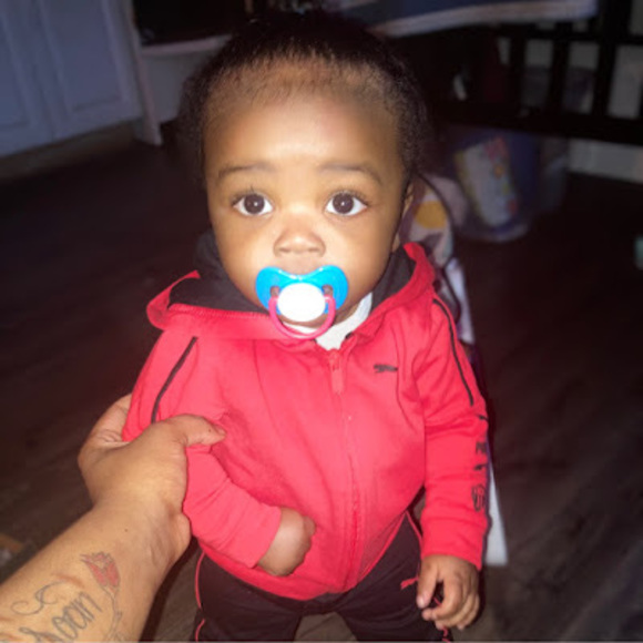 Profile Picture of Ms ray Scott (@donejaeyahdre) on Poshmark