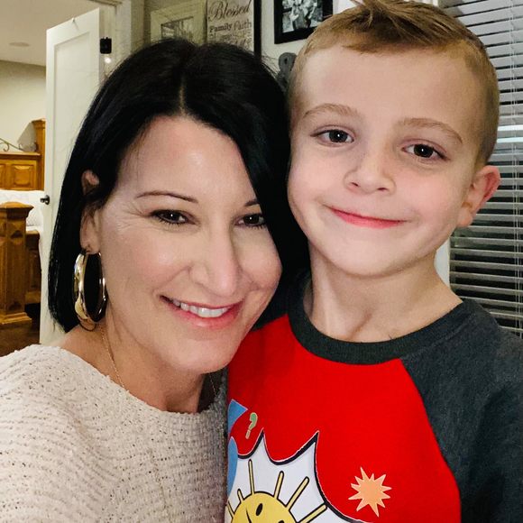 Profile Picture of Brandi Brayman (@bbolton78) on Poshmark