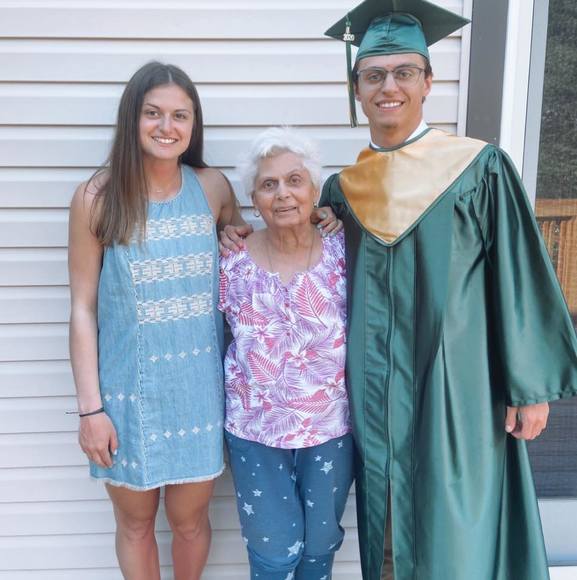 Profile Picture of Abby Schoffstall (@a_schoffstall) on Poshmark