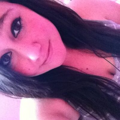 Profile Picture of Kayla Loop (@dorkyybear) on Twitter
