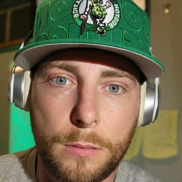 Profile Picture of petermanoli3 (@petermanoli3) on Tiktok