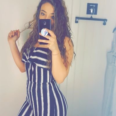 Profile Picture of Laina (@Alaina_Purdy) on Twitter