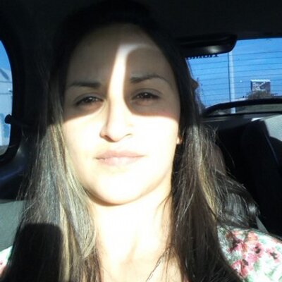 Profile Picture of Veronica Sequeira (@sequeira1560) on Twitter