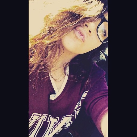 Profile Picture of Avery Kapusinski (@averykap22) on Poshmark