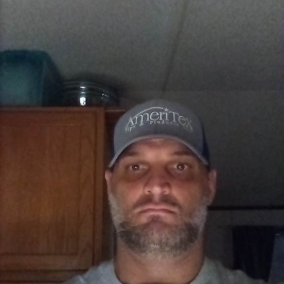 Profile Picture of Jesse Cates (@catesjesse66) on Poshmark