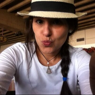 Profile Picture of Andrea Lozada (@andrealozada) on Twitter