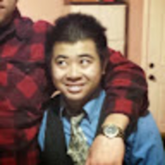 Profile Picture of Devin Colon (@devincolon342) on Poshmark