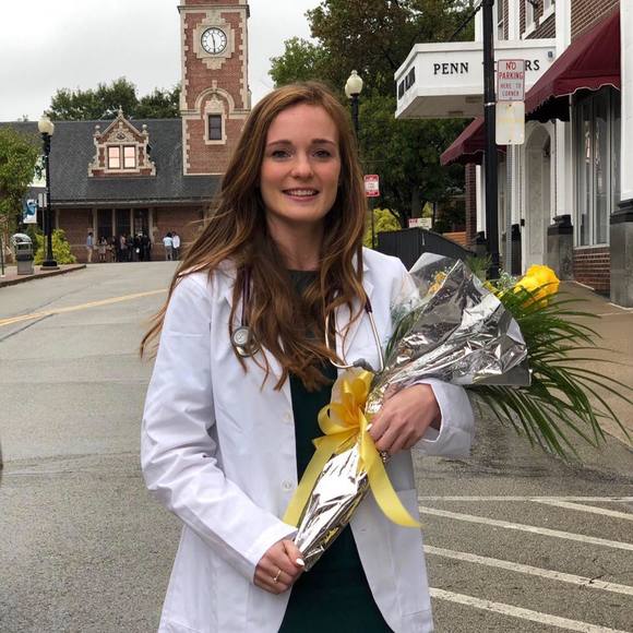 Profile Picture of Emily Converse (@ejconverse) on Poshmark